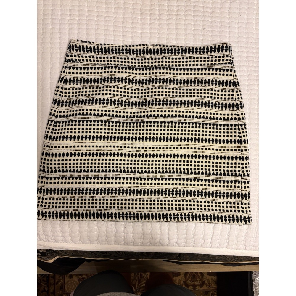 Ann Taylor Loft Black And White Textured Skirt, 10, NWT, Above The Knee